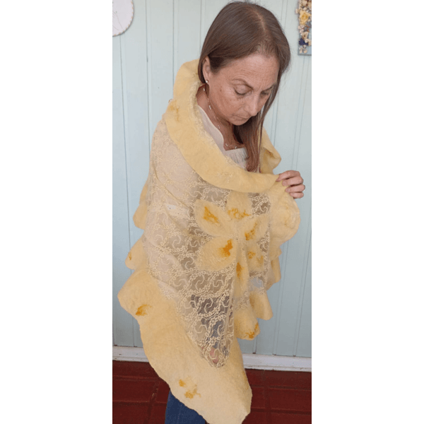 Primrose-Yellow-Vuelo